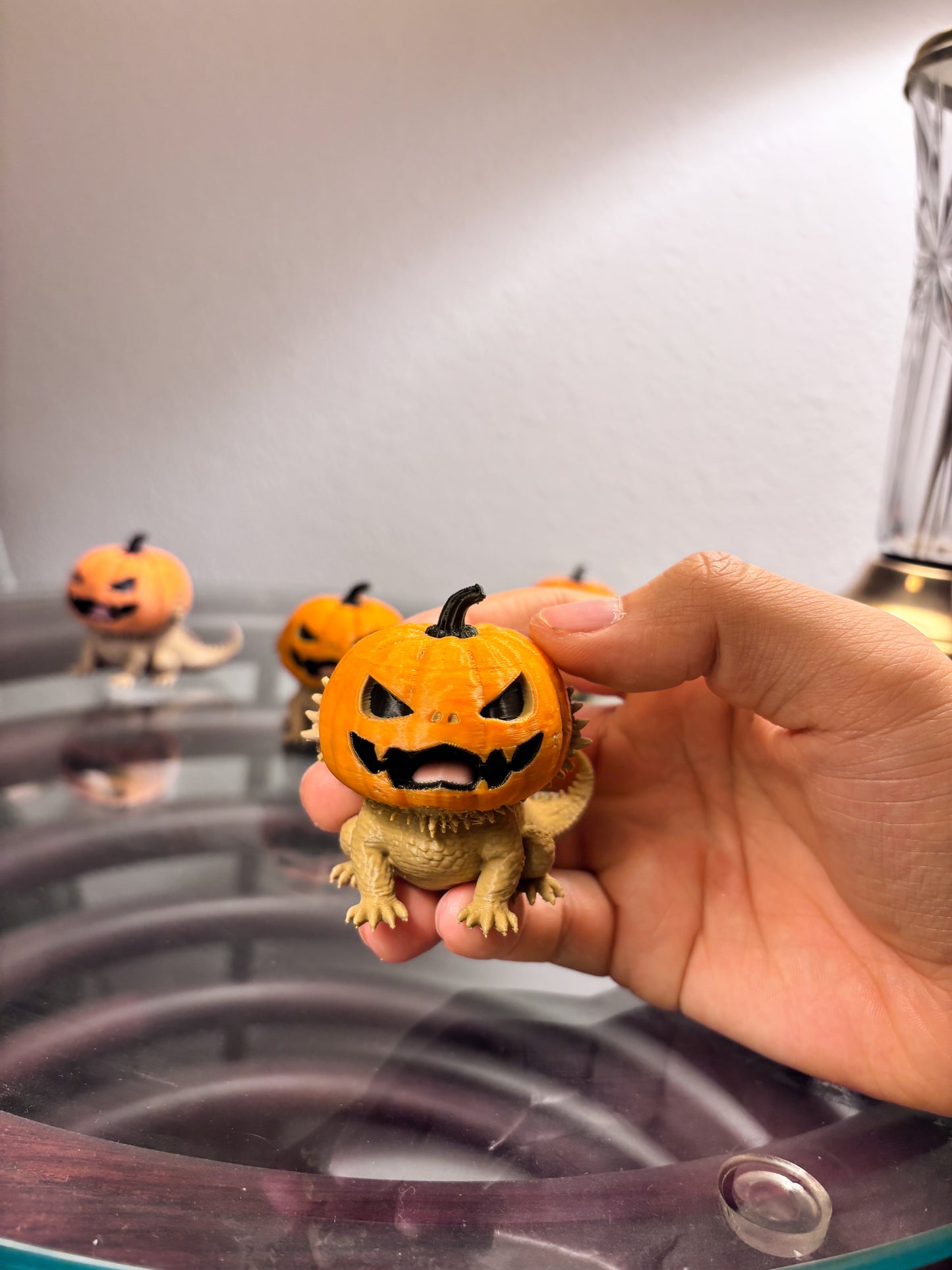 Jack-O-Lantern Bearded Dragon Figure